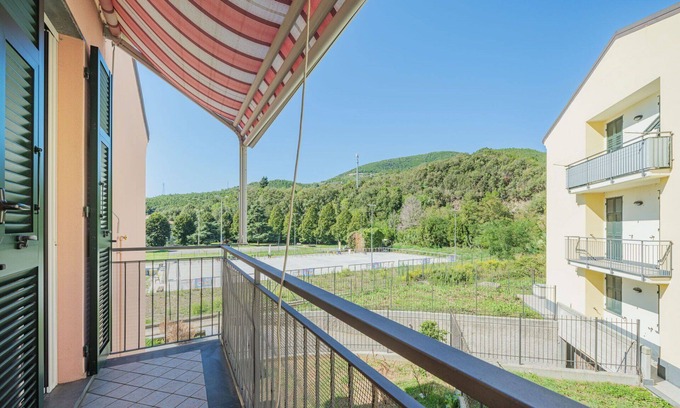 Sestri Levante Apartment | Lovely apartment for 4 people with A/C, WIFI, TV and balcony