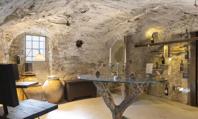 Pietrabruna Apartment | Lovely apartment for 4 people with WIFI, TV and terrace