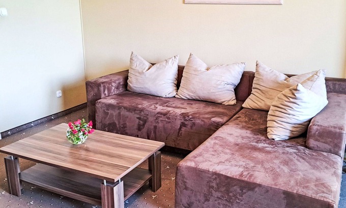 Strobl Apartment | Lovely apartment for 4 people with WIFI, TV, balcony and parking