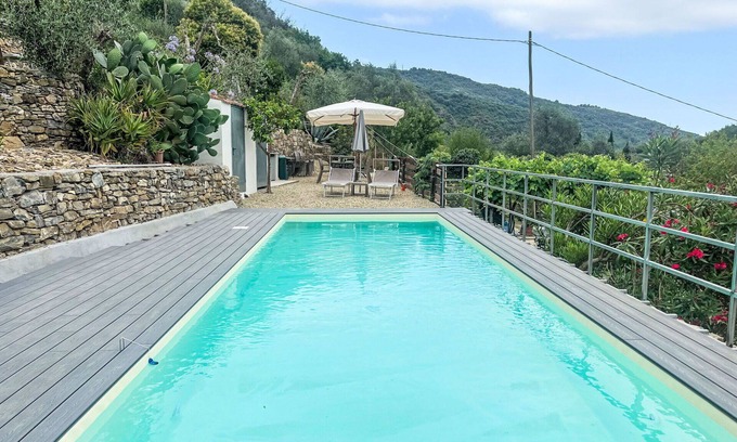 Prela Apartment | Lovely apartment for 4 guests with pool, A/C, WIFI, TV, patio and pets allowed