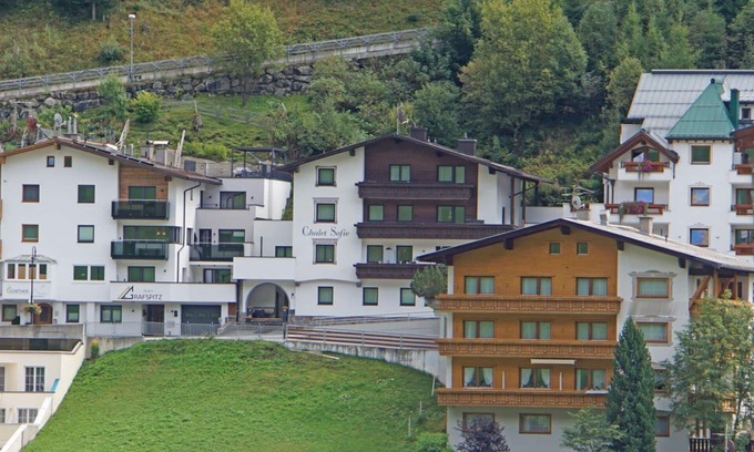 Ischgl Apartment | Lovely apartment for 5 guests with WIFI, TV, terrace and pets allowed
