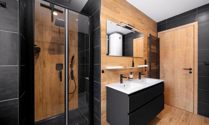 Dolni Morava Apartment | Lovely apartment for 6 guests with WIFI, TV and terrace