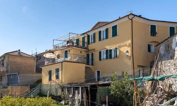 Vasia Apartment | Lovely apartment for 6 guests with WIFI, terrace, pets allowed and parking