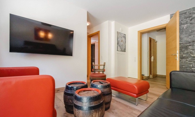 Saalbach-Hinterglemm Apartment | Lovely apartment for 8 guests with WIFI, TV, terrace and panoramic view