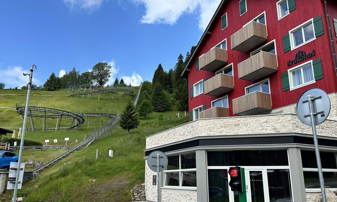 Pec pod Snezkou Apartment | Lovely apartment for 5 people with WIFI, TV, terrace, panoramic view and parking