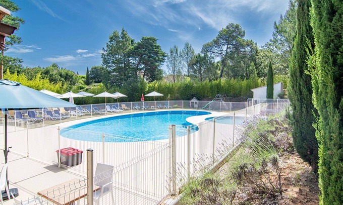 Nans-les-Pins Apartment | Lovely apartment for 8 people with WIFI, private pool, TV, terrace and pets allowed