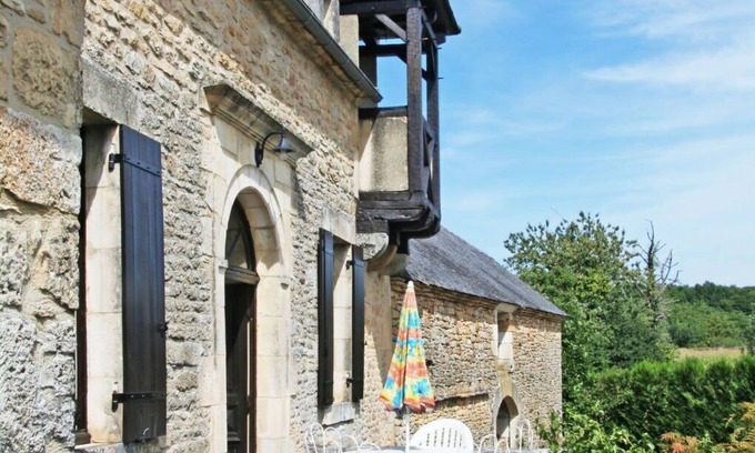 Jayac House | Lovely apartment in villa for 6 guests with WIFI, TV, balcony and pets allowed