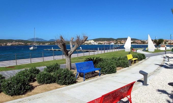 Baia Caddinas Apartment | Lovely apartment with WIFI, A/C, pool, TV, terrace, pets allowed, panoramic view and parking