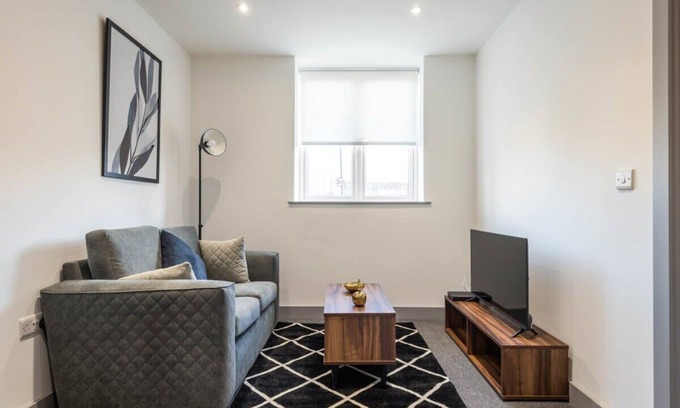 Leeds Apartment | Lovely Compact 1 Bed Apartment in Leeds