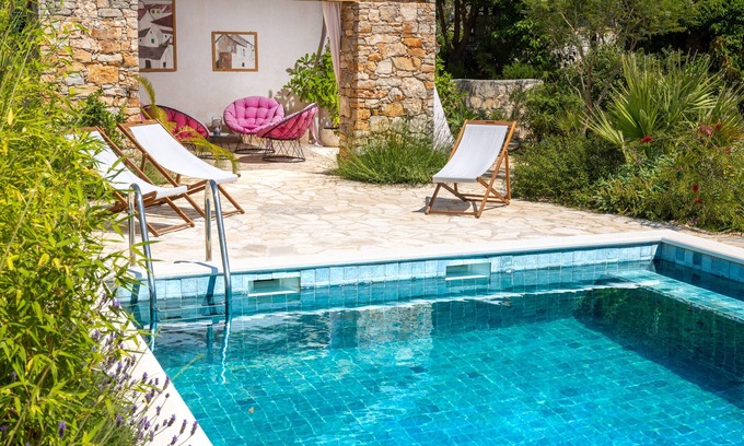 Rudina Cottage | Lovely Cottage with Garden and Swimming Pool