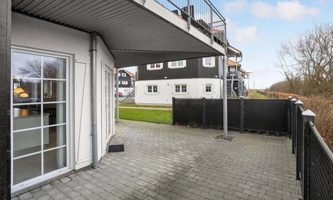 Bogense House | Lovely home in Bogense with kitchen