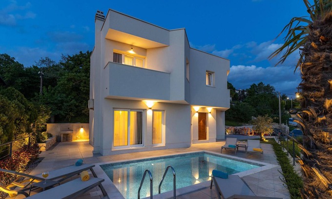 Kraljevica House | Lovely home in Kraljevica