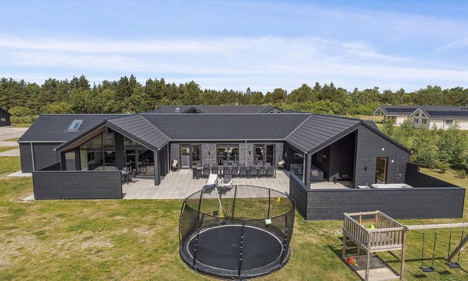 Houstrup House | Lovely home in Nørre Nebel with sauna