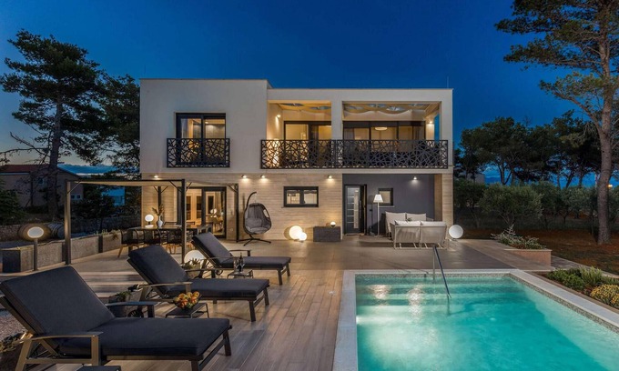 Vir House | Lovely home in Vir with WiFi