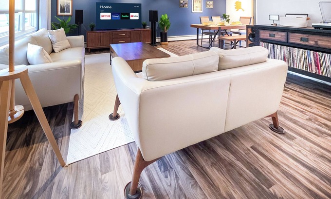 Campbell Park House | Lovely Home with King Bed, Large Kitchen, heated garage by UMED in Midtown ANC