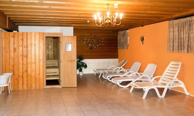 St. Valentin auf der Haide Apartment | Lovely apartment for 6 guests with WIFI, TV, balcony and pets allowed