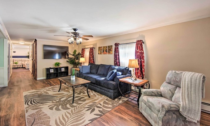 Moshannon Apartment | Lovely Moshannon Ground Apartment w/Fire Pit