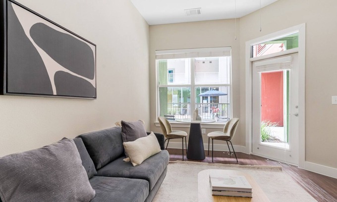 Mueller Apartment | Lovely Mueller 1BR w/Pool, W/D & Gym, nr park, by Blueground