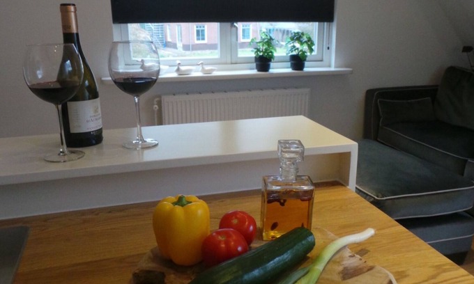 Municipality of Wijdemeren Apartment | Lovely new apartment, complete tranquility just 15 minutes from Amsterdam