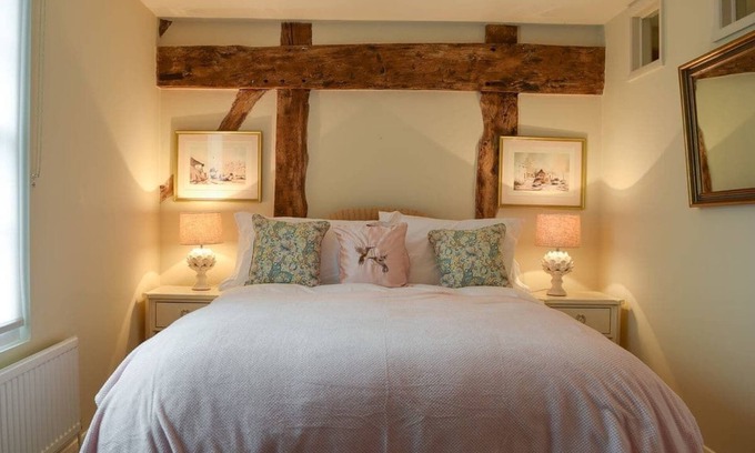 City Centre House | Lovely old cottage recently renovated