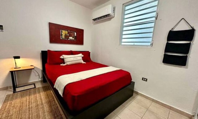 Sabana Llana Norte Apartment | Lovely Queen Apt W/Parking & Wi-Fi Sleeps 2