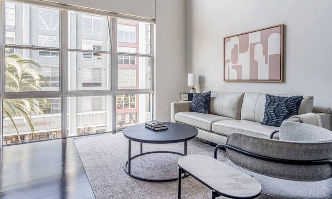 The Villas Apartment | Lovely Santana Row 1BR w/ A/C & W/D, nr highways & mall, by Blueground