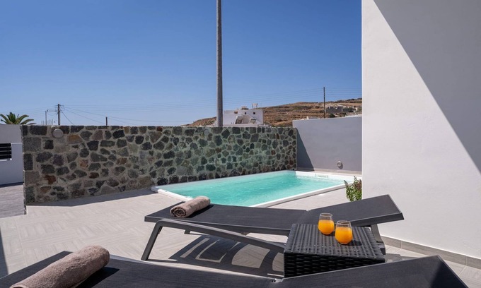 Emporio Villa | Lovely Santorini Villa | 1 Bedroom Villa | Private Pool & Beautiful Location |.