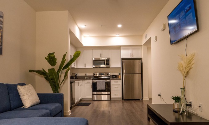 Oxnard Apartment | Lovely unit + FREE PARKING & WiFi