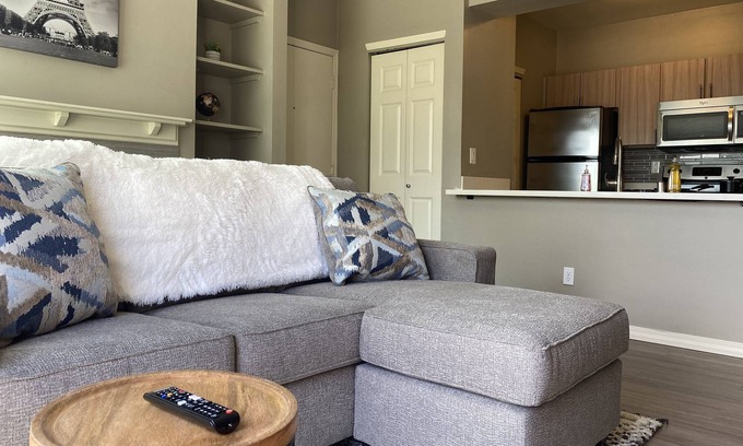 Belltown Apartment | Lovely Waterfront Home in the Heart of Seattle!