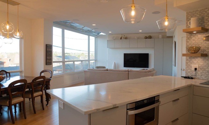 Kitsilano House | Lovely Westside View Home