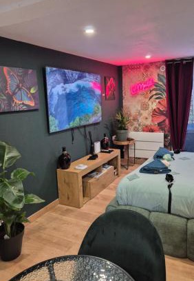 Lampaul-Plouarzel Apartment | LoveRoom le moutik du bord de mer avec SPA et sauna parking gratuit