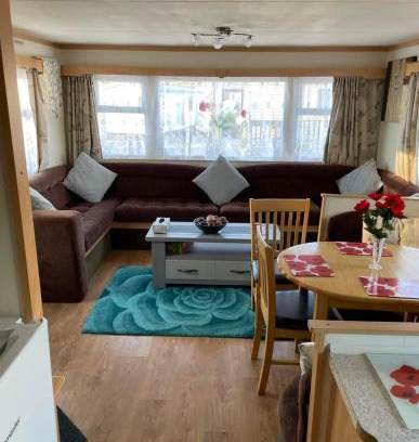 Aberystwyth House | Lovley 3 bedroom Static Caravan in Clarach Bay
