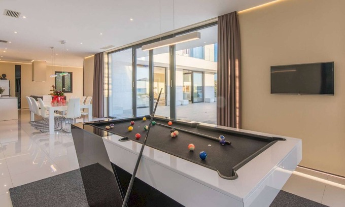 Lozica Villa | Lozica, new villa with pool