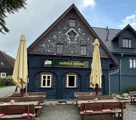 Marenice Hotel | Lužická bouda - penzion & hospůdka