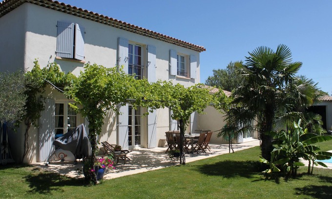 Villelaure House | Lubéron, 15 min D'aix, Magnifique Villa au Calme Jardin 1500 M², Piscine 12 X 6