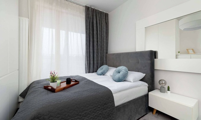 City Centre Apartment | Lubicz 17A | Stylish Apartment | Parking | Center