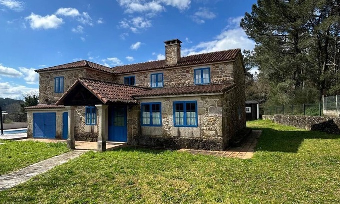 Orazo House | Lucia House