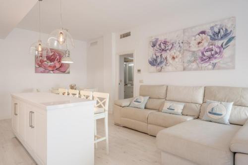 Playa Granada Apartment | Lujo frente al mar. Luxury on the beachfront.