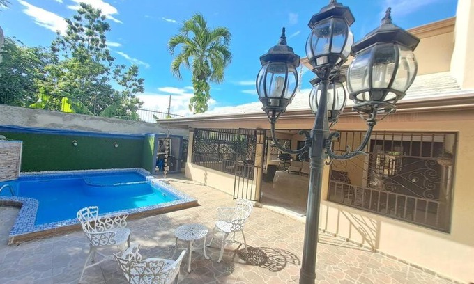 Santiago Province Villa | Lujosa villa completa 4hab con Piscina y Barbacoa