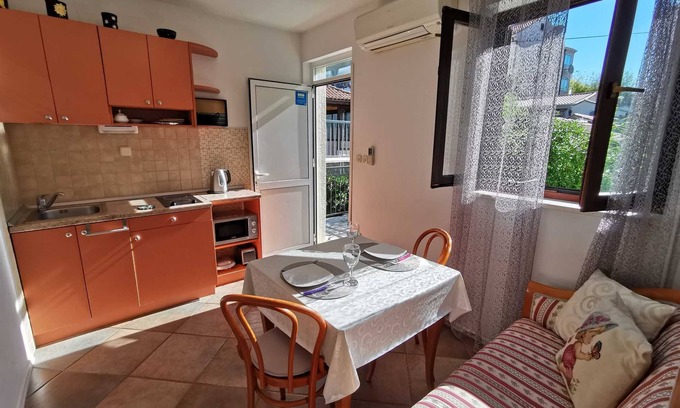 Pile Apartment | #Luka's central apartment near Old Town