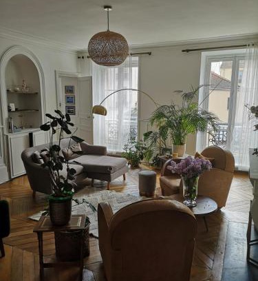 Chantiers Apartment | Lumière & Majesté Appartement Versailles