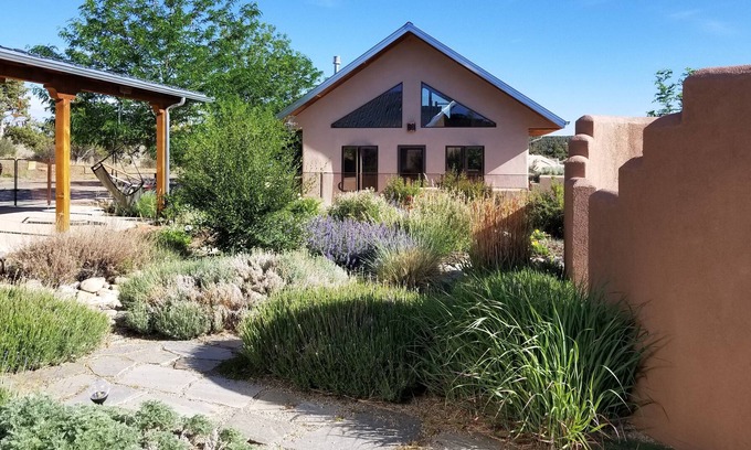 Mancos House | 'Luna Mesa' 5 minutes from Mesa Verde National Park & 35 minutes from Durango