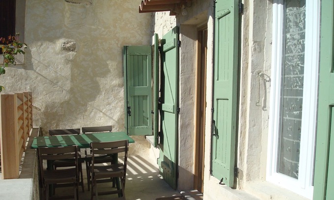 Fontienne House | Lus de Prouvenço, village house for 4 people with terrace