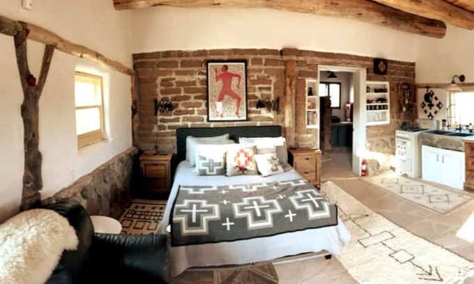 Abiquiu House | Luscious Adobe Studio in Gorgeous Abiquiu!