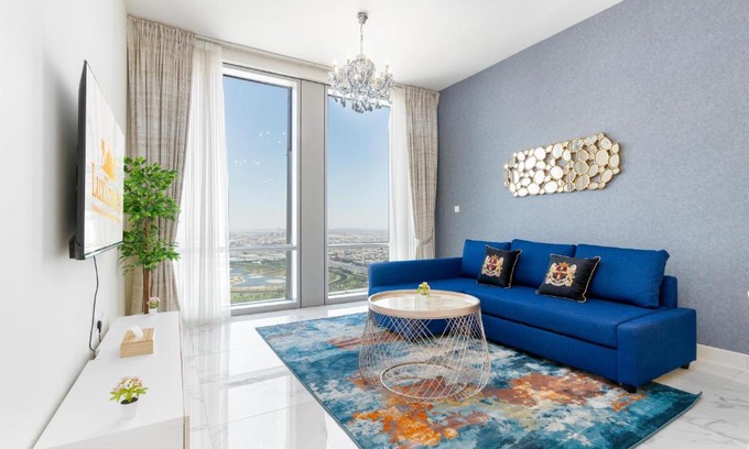 Business Bay Apartment | Lux BnB I Amna Tower I Panaromic Views