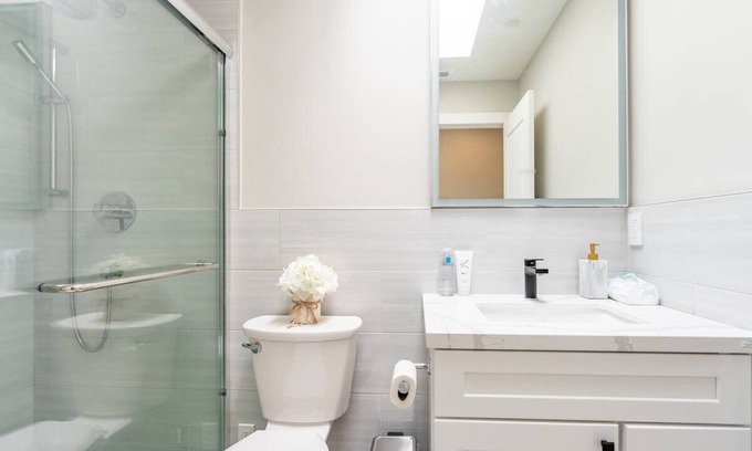 Daly City Apartment | Lux Entire 3 bedrooms & 2 bathrooms apartment near SF!