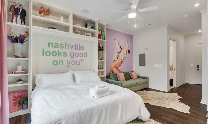 Edgehill Apartment | Lux Music Row Studio w/Pool 1 mile to Broadway!