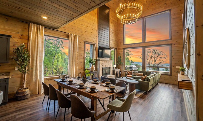 Sevierville Cabin | LuxCabin with Stunning Views 🍂 Indoor Heated Pool