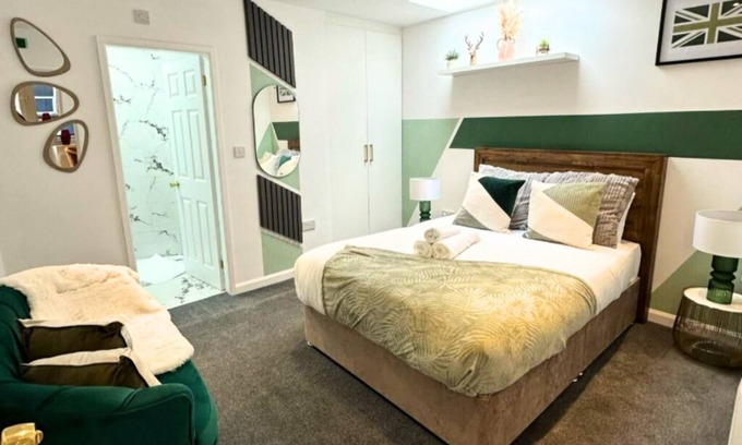Birmingham Apartment | Luxe 1 Bed private City Apartment & free parking
