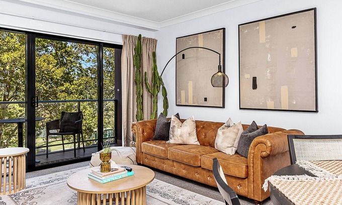 Perth Central Business District Apartment | Luxe Modern Retreat | Designer Stay in Perth